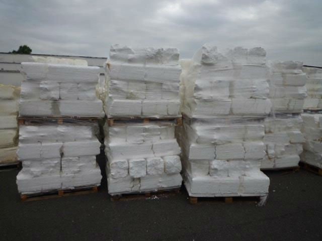 應對包裝行業中的廢棄泡沫材料：秦風機械的環?；厥战鉀Q方案